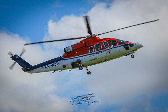 Canadian Helicopter Corporation S-76 inbound Den Helder Airport/ Naval Air Station De Kooy.