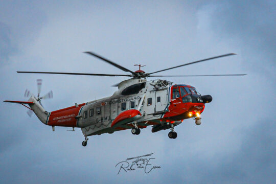 Bristow Helicopters Sikorsky S-61N, ex Steòrnabhagh/ Stornoway Coast Guard, callsign Rescue Mike Uniform inbound Den Helder Airport/ Naval Air Station De Kooy.