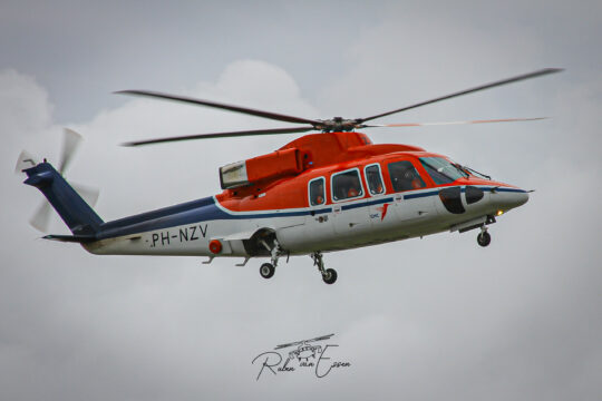 Canadian Helicopter Corporation S-76 inbound Den Helder Airport/ Naval Air Station De Kooy.